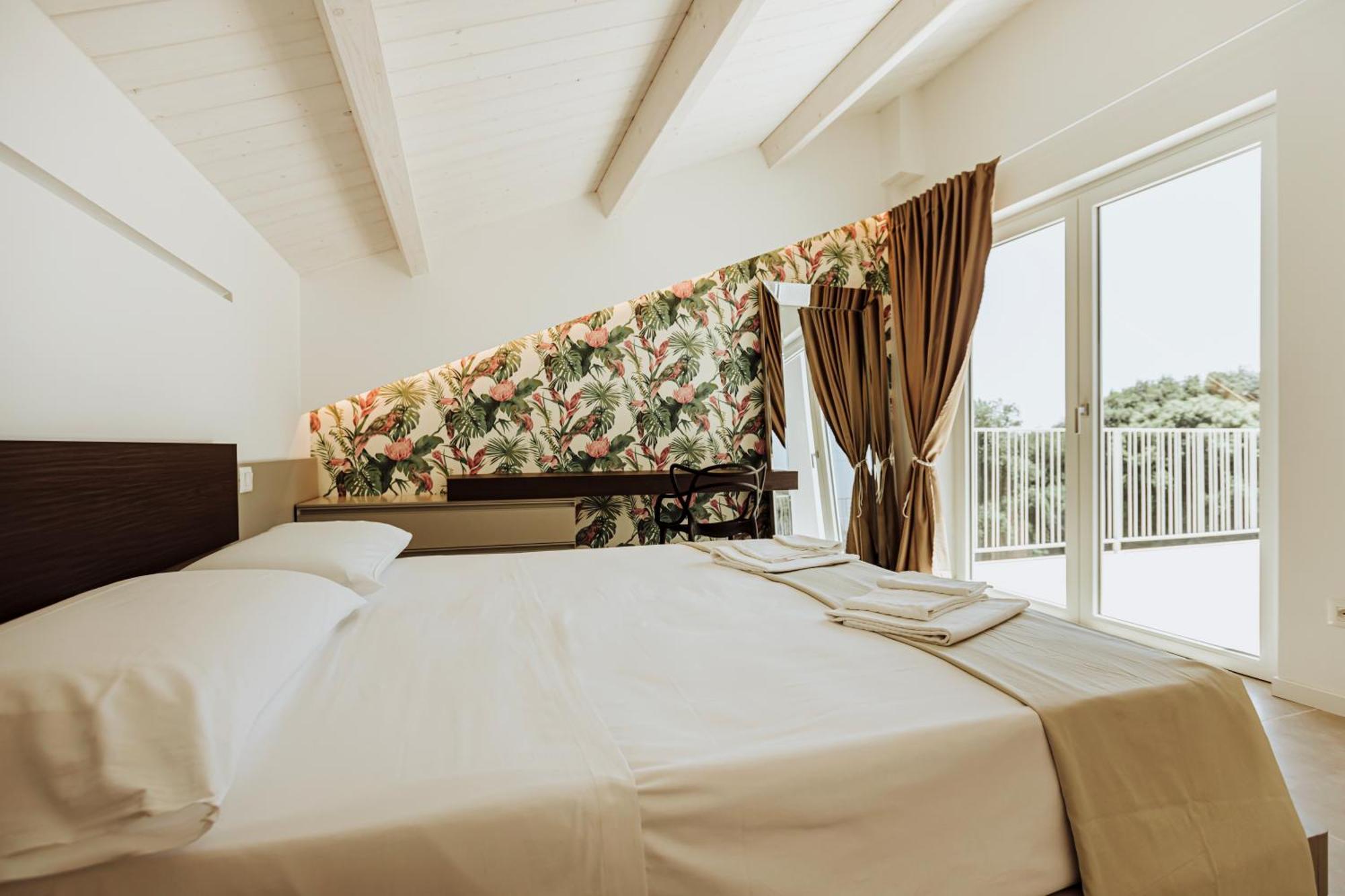 Suite 106 瓦斯托 外观 照片
